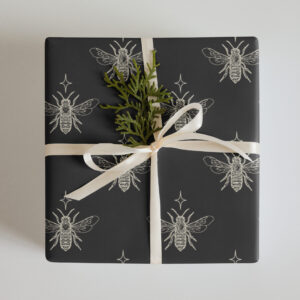 Honeybee Chic: Elegant Gift Wrap